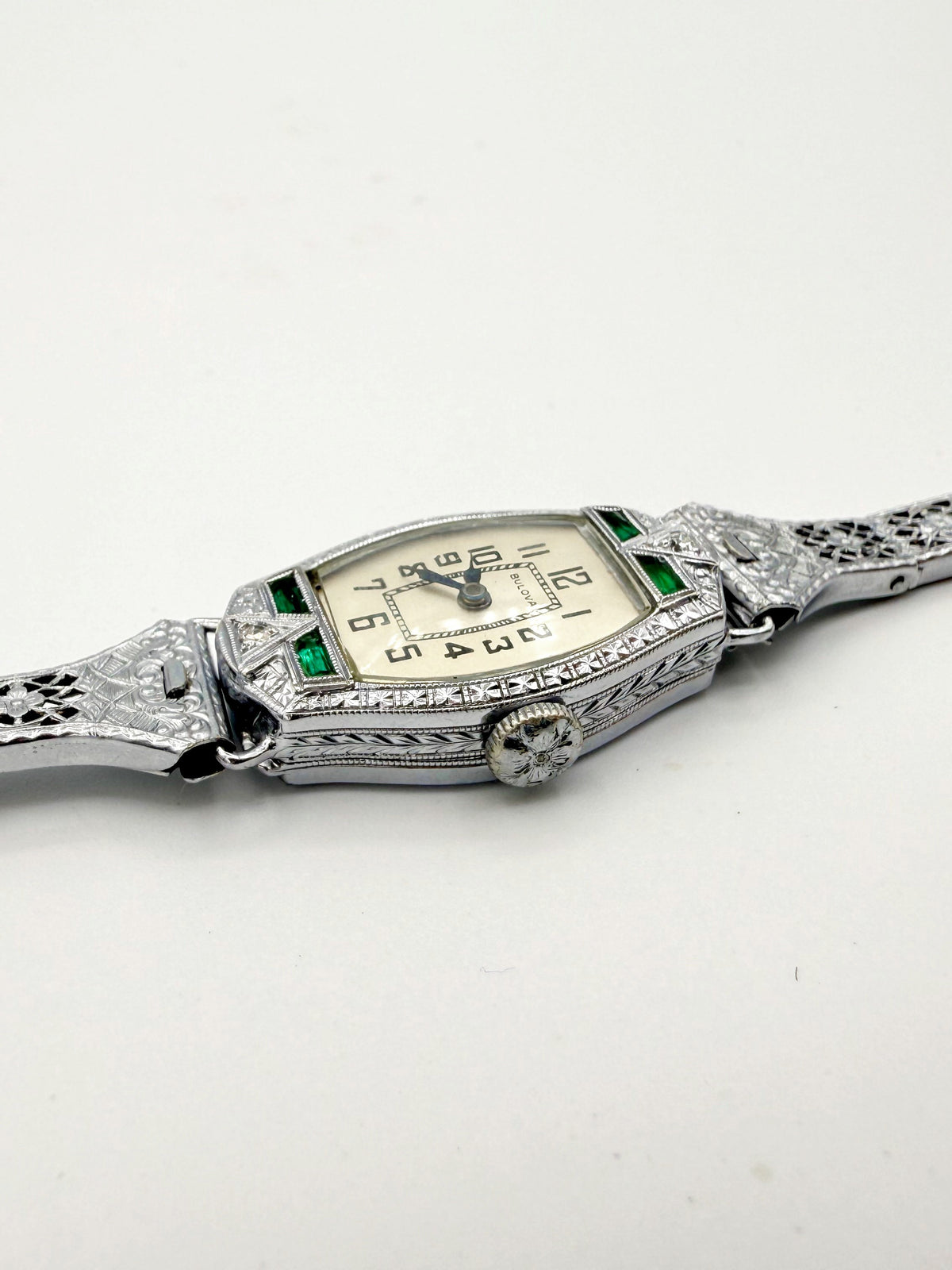 Engraved 14K Bulova 6AP ladies watch case, Art Deco detailing, dogwood flower engraved crown