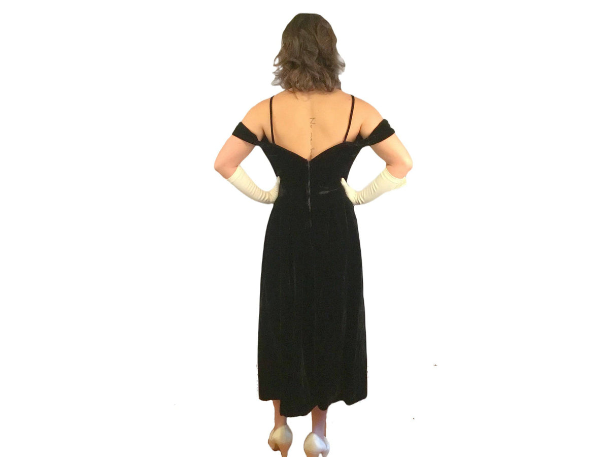 1950s Ceil Chapman Off Shoulder Black Dress Silk Velvet Vintage Gown S Moontide Vintage 1950s Ceil Chapman Off Shoulder Black Dress Silk Velvet Vintage Gown S Moontide Vintage
