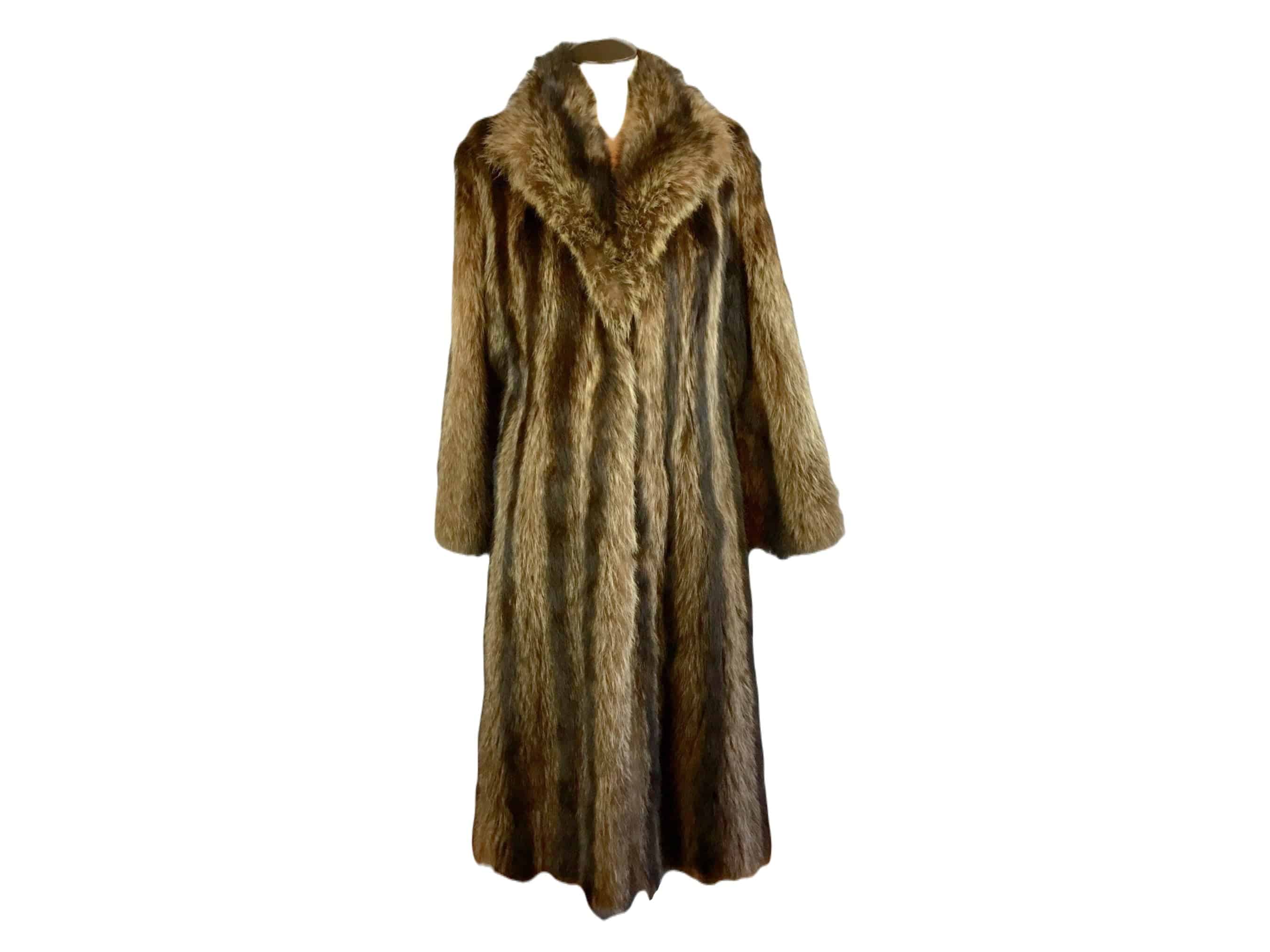 Gucci fox fur coat hotsell